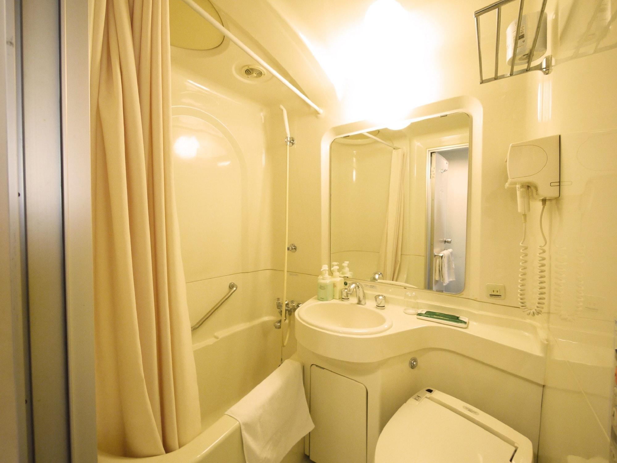 Hotel Route-Inn Oita Ekimae Екстериор снимка