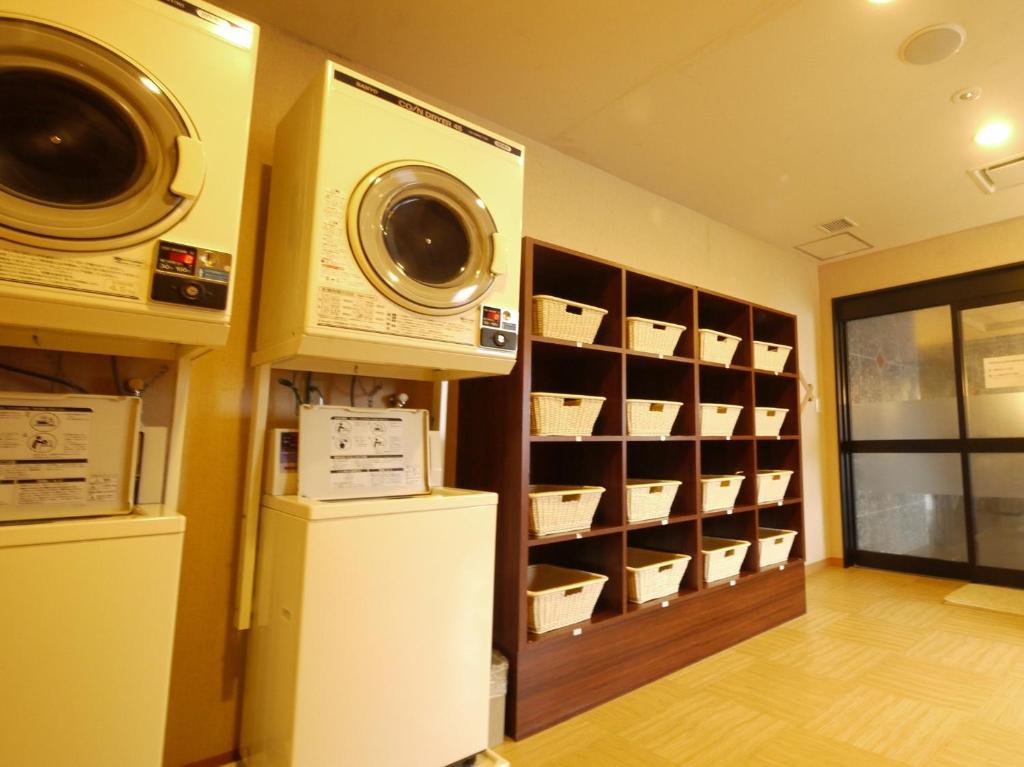 Hotel Route-Inn Oita Ekimae Екстериор снимка